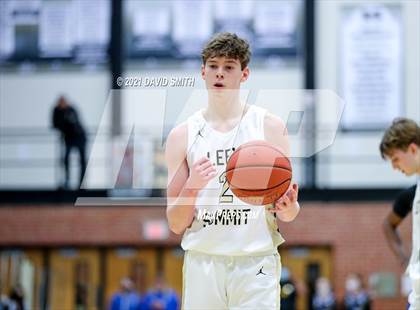 Thumbnail 1 in Liberty vs. Lee's Summit (MSHSAA Class 6 Quarterfinal) photogallery.