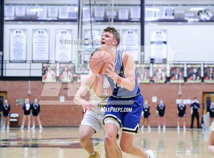 Thumbnail 2 in Liberty vs. Lee's Summit (MSHSAA Class 6 Quarterfinal) photogallery.