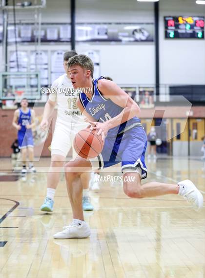 Thumbnail 1 in Liberty vs. Lee's Summit (MSHSAA Class 6 Quarterfinal) photogallery.