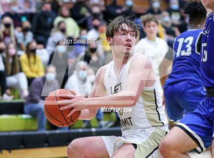 Thumbnail 1 in Liberty vs. Lee's Summit (MSHSAA Class 6 Quarterfinal) photogallery.