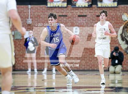 Thumbnail 3 in Liberty vs. Lee's Summit (MSHSAA Class 6 Quarterfinal) photogallery.