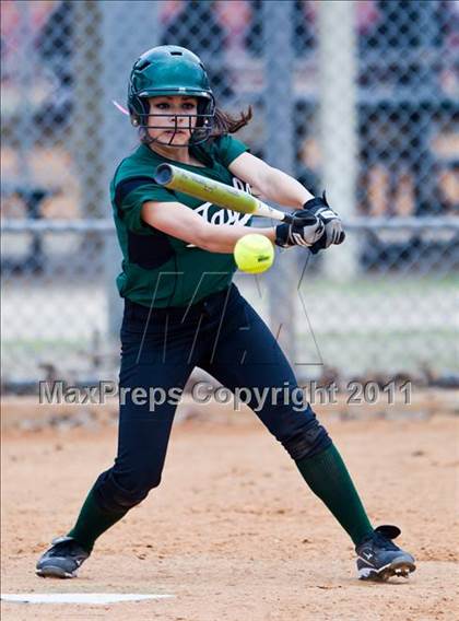 Thumbnail 1 in Alvin vs Taylor (Bryan-College Station Tournament) photogallery.
