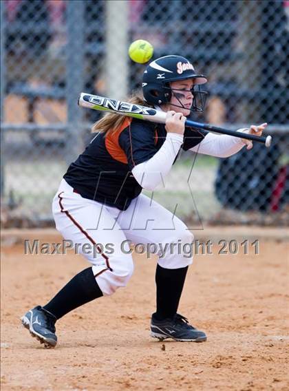 Thumbnail 3 in Alvin vs Taylor (Bryan-College Station Tournament) photogallery.