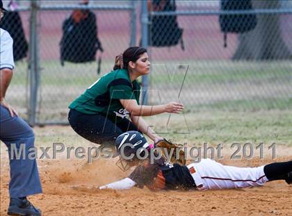 Thumbnail 3 in Alvin vs Taylor (Bryan-College Station Tournament) photogallery.