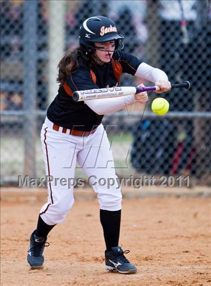 Thumbnail 2 in Alvin vs Taylor (Bryan-College Station Tournament) photogallery.