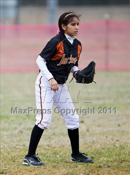 Thumbnail 1 in Alvin vs Taylor (Bryan-College Station Tournament) photogallery.