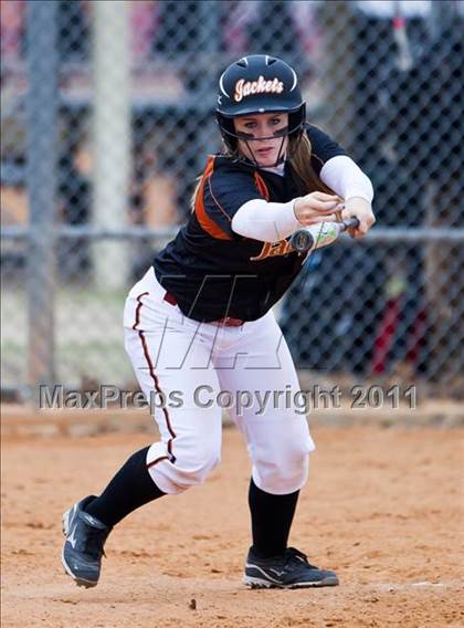 Thumbnail 2 in Alvin vs Taylor (Bryan-College Station Tournament) photogallery.