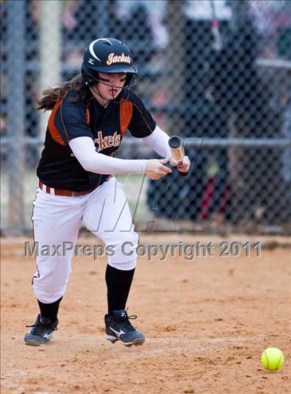 Thumbnail 1 in Alvin vs Taylor (Bryan-College Station Tournament) photogallery.