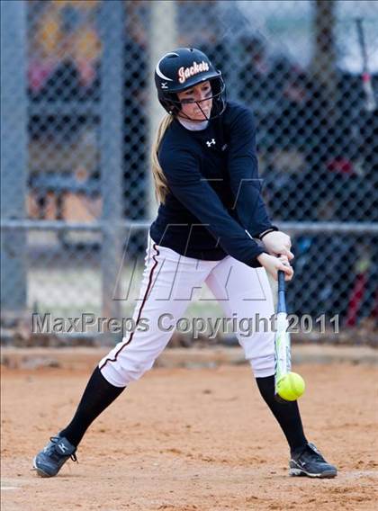 Thumbnail 1 in Alvin vs Taylor (Bryan-College Station Tournament) photogallery.