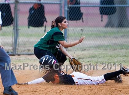 Thumbnail 1 in Alvin vs Taylor (Bryan-College Station Tournament) photogallery.