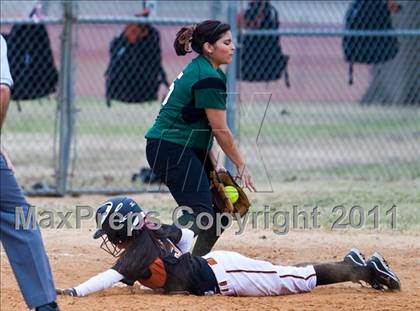 Thumbnail 3 in Alvin vs Taylor (Bryan-College Station Tournament) photogallery.
