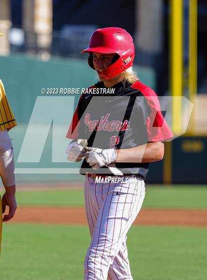 Thumbnail 2 in Boyd vs. Maypearl (UIL 3A Baseball State Semifinal) photogallery.