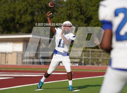 Thumbnail 3 in King @ A&M Consolidated (B Teams) photogallery.