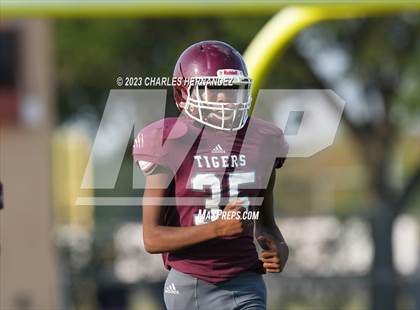 Thumbnail 3 in Fr: King @ A&M Consolidated (B Teams) photogallery.