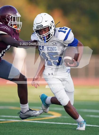 Thumbnail 2 in King @ A&M Consolidated (B Teams) photogallery.
