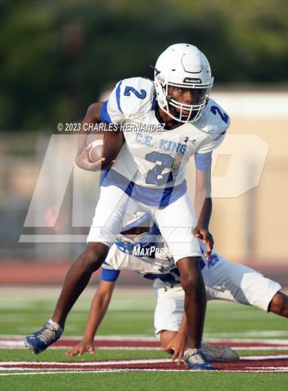 Thumbnail 2 in King @ A&M Consolidated (B Teams) photogallery.