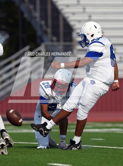 Thumbnail 2 in King @ A&M Consolidated (B Teams) photogallery.