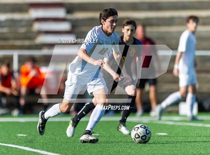 Thumbnail 1 in Dobyns-Bennett vs. Science Hill photogallery.