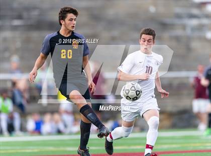 Thumbnail 1 in Dobyns-Bennett vs. Science Hill photogallery.