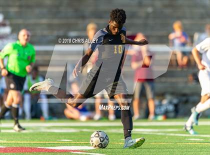 Thumbnail 1 in Dobyns-Bennett vs. Science Hill photogallery.