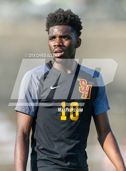 Thumbnail 2 in Dobyns-Bennett vs. Science Hill photogallery.