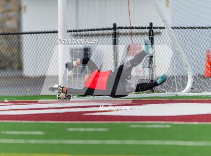 Thumbnail 1 in Dobyns-Bennett vs. Science Hill photogallery.