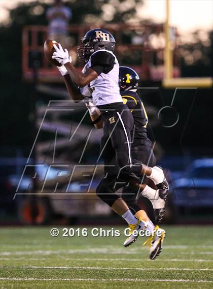 Thumbnail 1 in Rush-Henrietta @ McQuaid Jesuit photogallery.