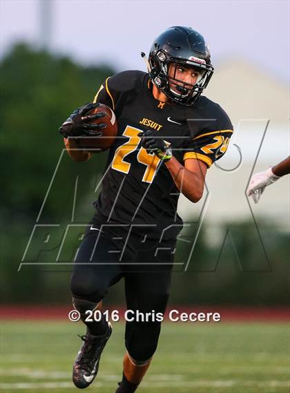 Thumbnail 1 in Rush-Henrietta @ McQuaid Jesuit photogallery.