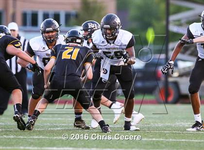 Thumbnail 3 in Rush-Henrietta @ McQuaid Jesuit photogallery.
