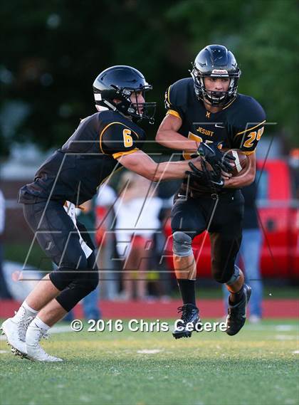 Thumbnail 3 in Rush-Henrietta @ McQuaid Jesuit photogallery.