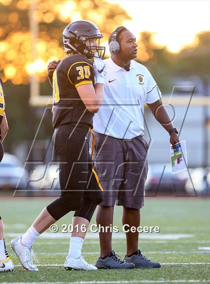 Thumbnail 3 in Rush-Henrietta @ McQuaid Jesuit photogallery.