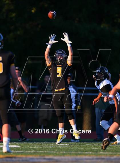Thumbnail 1 in Rush-Henrietta @ McQuaid Jesuit photogallery.