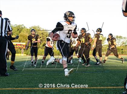Thumbnail 1 in Rush-Henrietta @ McQuaid Jesuit photogallery.