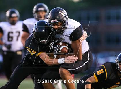 Thumbnail 3 in Rush-Henrietta @ McQuaid Jesuit photogallery.