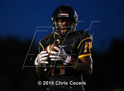 Thumbnail 3 in Rush-Henrietta @ McQuaid Jesuit photogallery.