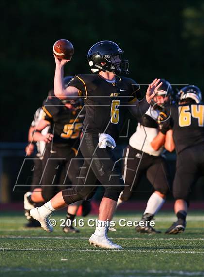 Thumbnail 3 in Rush-Henrietta @ McQuaid Jesuit photogallery.
