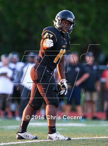 Thumbnail 1 in Rush-Henrietta @ McQuaid Jesuit photogallery.