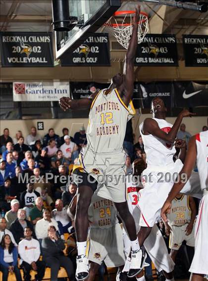 Thumbnail 3 in Montverde Academy vs. Westchester (City of Palms Classic) photogallery.