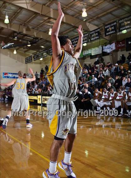 Thumbnail 3 in Montverde Academy vs. Westchester (City of Palms Classic) photogallery.
