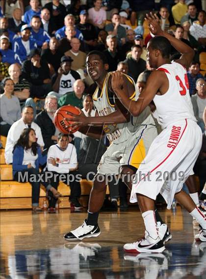 Thumbnail 3 in Montverde Academy vs. Westchester (City of Palms Classic) photogallery.