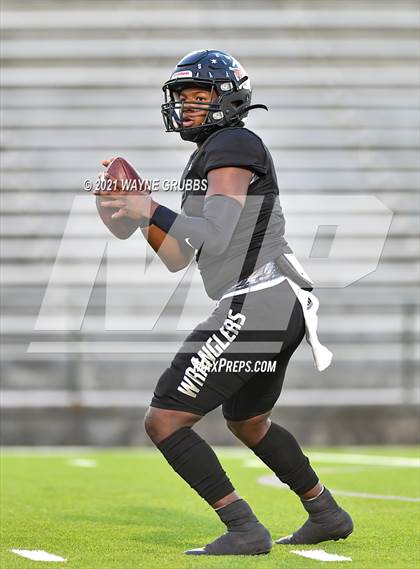 Thumbnail 2 in Longview @ West Mesquite photogallery.