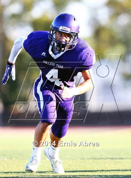 Thumbnail 2 in Las Lomas @ College Park photogallery.