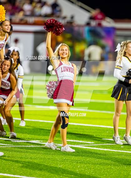 Thumbnail 1 in Valdosta vs Lowndes (Winnersville Classic) photogallery.