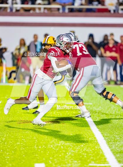 Thumbnail 3 in Valdosta vs Lowndes (Winnersville Classic) photogallery.