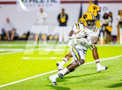 Thumbnail 3 in Valdosta vs Lowndes (Winnersville Classic) photogallery.