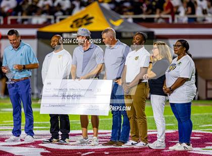 Thumbnail 3 in Valdosta vs Lowndes (Winnersville Classic) photogallery.