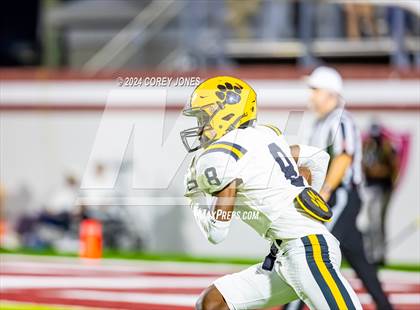 Thumbnail 2 in Valdosta vs Lowndes (Winnersville Classic) photogallery.