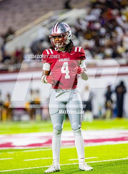 Thumbnail 2 in Valdosta vs Lowndes (Winnersville Classic) photogallery.
