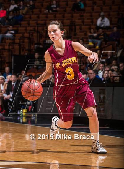 Thumbnail 3 in Cromwell vs. St. Joseph (CIAC Class M Final) photogallery.