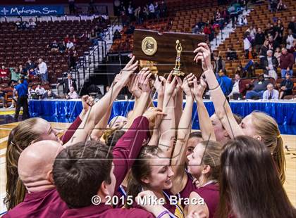 Thumbnail 3 in Cromwell vs. St. Joseph (CIAC Class M Final) photogallery.